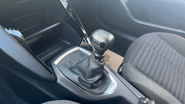 Peugeot 208 1.2 PureTech 100 Active Premium + 5dr Petrol Hatchback